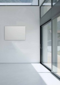 Radiateur infrarouge long blanc 600 watts avec cadre